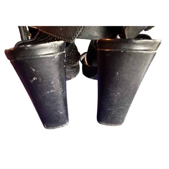 Clarks Size 7.5  Black Perforate High-Heel Sandals Women’s - Picture 8 of 11